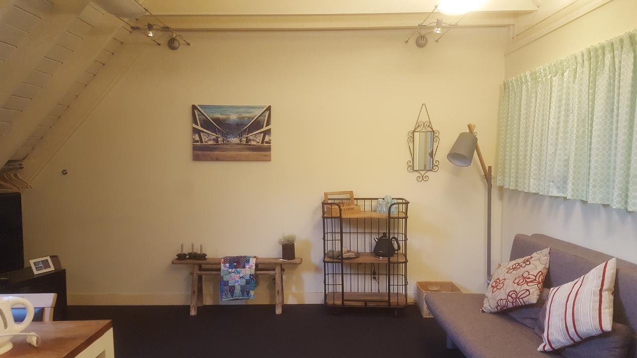 B&B Bij De Sassenpoort Zwolle  Esterno foto